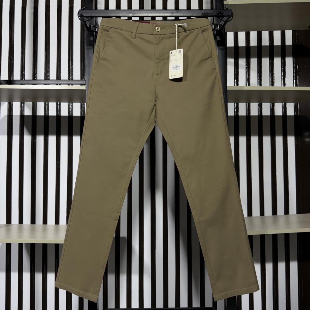 Twill Chino Pant